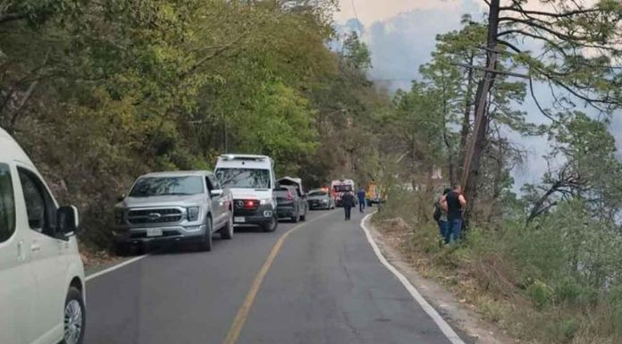 #Video #ÚLTIMAHORA | Reportan 10 personas fallecidas tras fatal accidente en NuevoLeón.