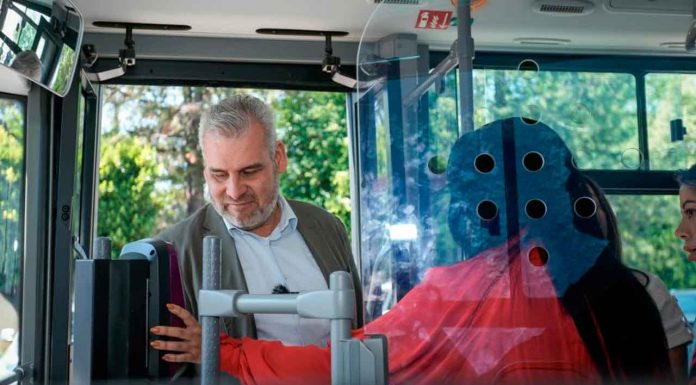 #Imágenes // Con tarjeta de prepago, transporte público se moderniza en Uruapan: Alfredo Ramírez