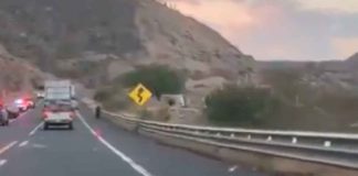 #Video // Encuentran ocho cuerpos sin vida en la carretera #Mexico