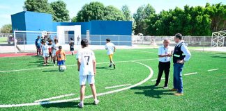 Carlos Soto Supervisa la Construcción de la Nueva Cancha de Futbol 7 en la Unidad Deportiva Poniente #Zamora