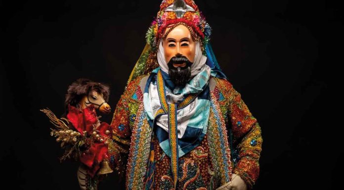 #Imágenes | Tianguis de Uruapan estrena primera muestra fotográfica de indumentaria tradicional