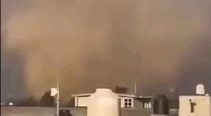 #VIDEO | Tornado impacta en #México y causa impacto entre los habitantes