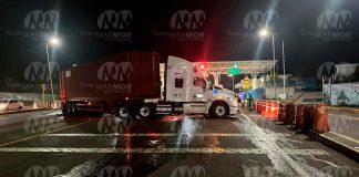 #Imágenes | Dos accidentes con tráileres involucrados, en distintos puntos de la Autopista Siglo XXI