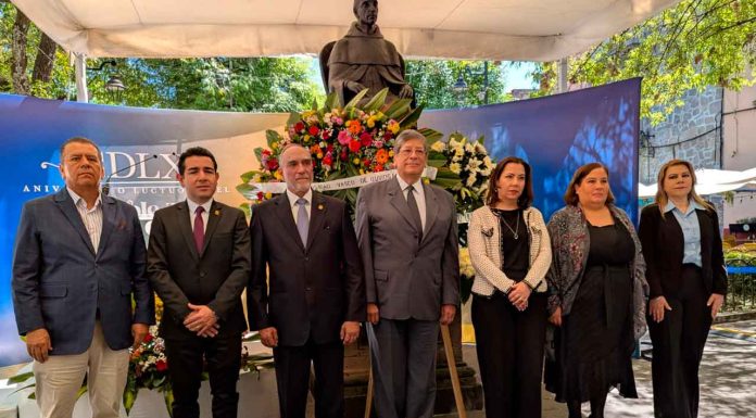 Recuerda UVAQ a Tata Vasco en su 460 aniversario luctuoso