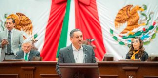 Urge declaratoria de constitucionalidad para garantizar el derecho de los trabajadores a salario justo y digno: Víctor Manríquez