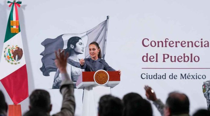 Presidenta Claudia Sheinbaum destaca reducción de 32.9 en promedio diario de víctimas de homicidio doloso