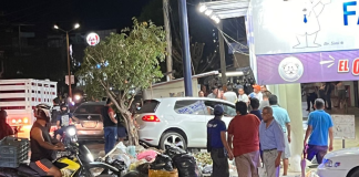 Se registra aparatoso choque vehicular en la zona Centro de Nueva Italia