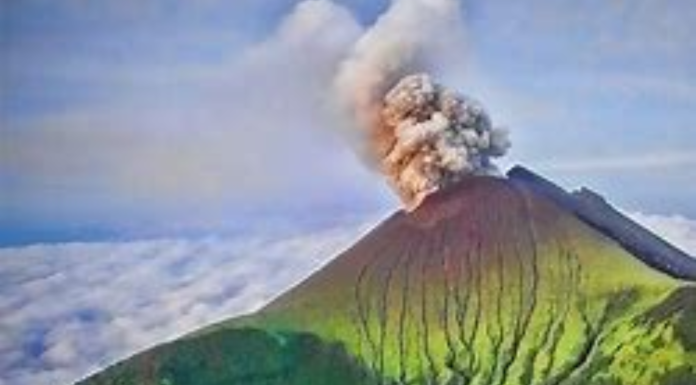 #Video | Nuevo pulso eruptivo del Volcán Kanlaon en Filipinas
