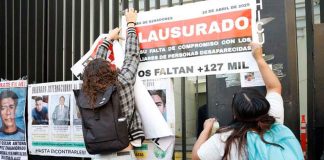 #Video | Madres buscadoras clausuran simbólicamente el Senado y exigen justicia por desaparecidos