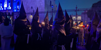 Entre luto, dolor y fe, morelianos y turistas presencian la 49 Procesión del Silencio