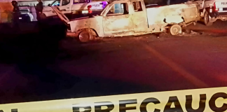 Delincuentes queman otro vehículo con un cadáver en su interior, en Álvaro Obregón