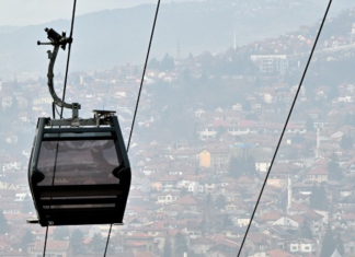 #Video | Cuatro muertos y un herido después de la caída de una cabina de teleférico en #Italia