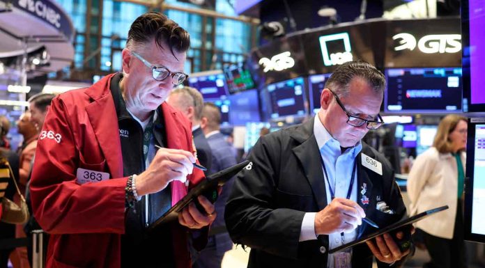 Comienzan repercusiones por aranceles; empresas tecnológicas comienzan a sufrir en cifras