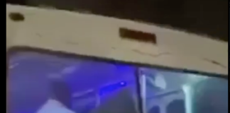 #VIDEO | #México: Sujetos armados asaltan a pasajeros de camión del transporte público