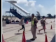 #VIDEO | Estadounidense secuestra avioneta con 14 pasajeros en Belice y apuñala a dos personas