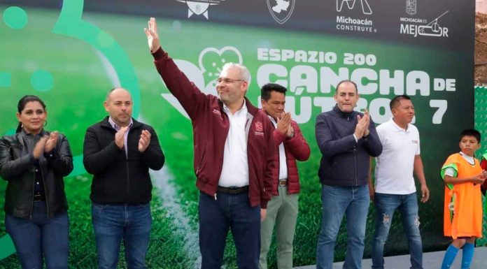 Gol contra el delito; listas las 41 canchas de fútbol 7 en Michoacán: Bedolla
