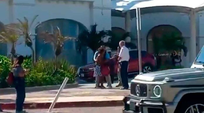 #VIDEO | Revisarán actuación de policías tras polémica detención de vendedoras ambulantes #México