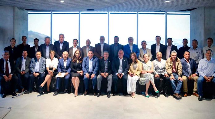 Ratifica CCEEM a Roberto Santillán Ferreyra como Presidente