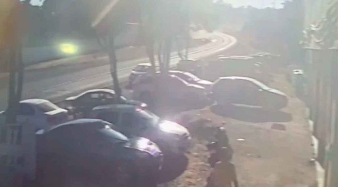 #Video #Actualización | Difunden video de las mujeres en moto impactadas por vehículo de la FGE en Zacapu