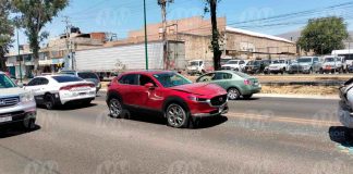 #Seguimiento #VIDEO | Ocurre choque entre 2 vehículos sobre la Av. Madero Poniente de Morelia