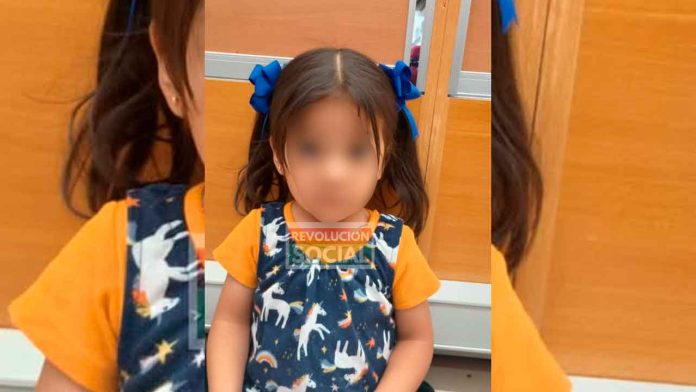 dejan-a-niña-en-farmancia