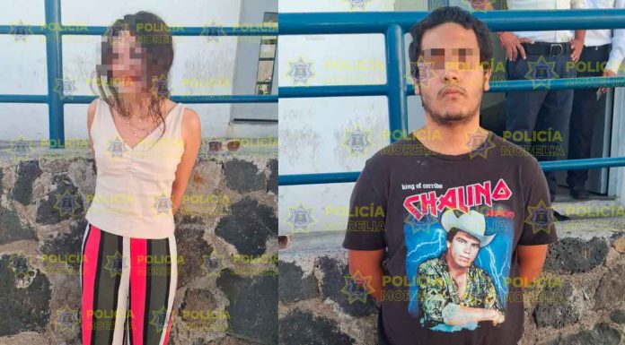 Policía Morelia detiene a dos personas por presunta posesión de narcótico en la zona centro