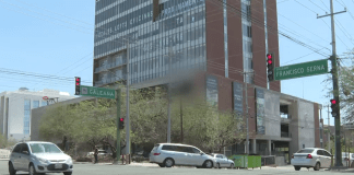 #EnMéxico: Hombre intenta huir de bar sin pagar la cuenta y cae desde un tercer piso