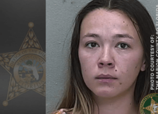 #VIDEO | Mujer es arrestada por grabarse teniendo relaciones con su perro y compartir el video en redes