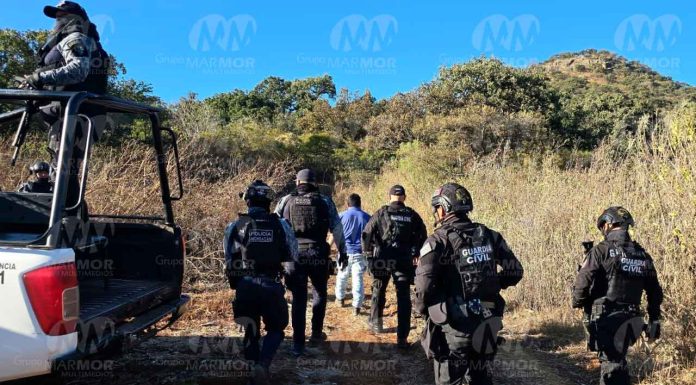 #Video | Reportan balaceras y “dronazos” entre delincuentes en zona cerril de Tierra Caliente