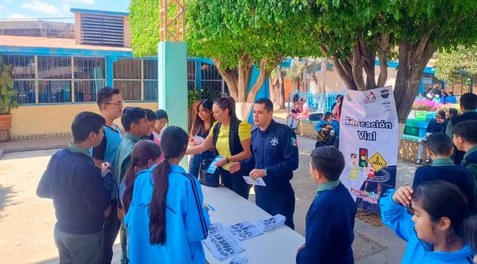 Promueven la seguridad vial entre jóvenes de la Secundaria Dámaso Cárdenas