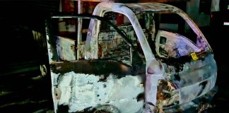 Ejecutan a 2 hombres y queman vehículo en Téjaro, Tarímbaro