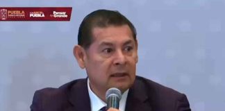 #Video | Gobernador de Puebla amenaza de expropiar terrenos si no le donan dos hectáreas