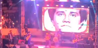 #Video | Los Alegres del Barranco vuelven a proyectar imágenes de “El Mencho” ahora durante un concierto en Uruapan