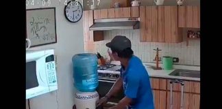 #VIDEO | #EnMéxico: ¡Hasta sed le dio! Ladrón entra a casa para robar y aprovecha para servirse agua antes de irse