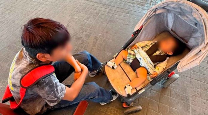 Un niño de 12 años viajó con su hermano de 8 meses desde el EDOMEX a CDMX para buscar a sus papás