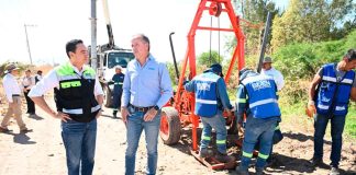 Carlos Soto supervisó trabajos en el colector marginal del camino al Olimbo