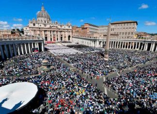 #VIDEO #Imágenes | Multitudinaria despedida en el Vaticano; líderes mundiales honran la memoria del Papa Francisco