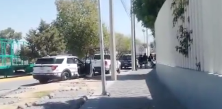 #México: Localizan varios cuerpos sin vida envueltos en plásticos en una camioneta, junto a un mensaje con amenazas