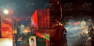 Se accidentan 3 vehículos de carga en la Pátzcuaro-Cuitzeo; al parecer hay un muerto y un herido, quien sufrió quemaduras