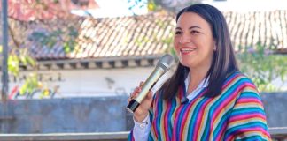 Entrega Sedebi apoyos a mujeres, niñas y niños con cáncer de la región Huetamo