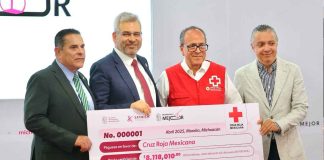 Entrega Bedolla donativo por más de 8 mdp a la Cruz Roja