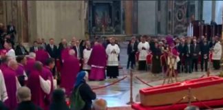 #Video | Sor Geneviève Jeanningros conmueve al mundo con su despedida al Papa Francisco