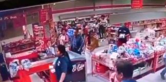#Video | Mujer y cómplices atacan brutalmente a empleados de tienda 3B en Ecatepec tras intento de robo