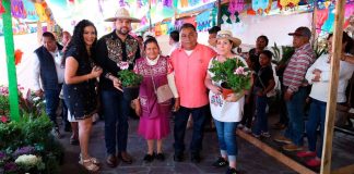 Octavio Ocampo reconoce la Feria del Geranio como motor económico y cultural de Tingambato