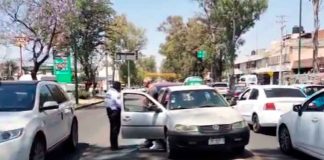 #Video | Dos automóviles protagonizaron un choque por alcance sobre la Av. Madero Poniente #Morelia