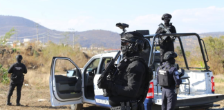 Dos detenidos con órdenes de aprehensión por secuestro y robo de vehículo: SSP