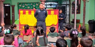 Seguridad Pública Municipal de Zamora utiliza teatro guiñol para proteger a niñas y niños