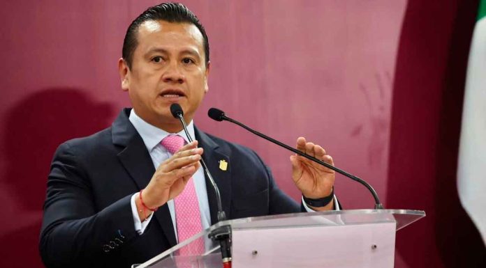 Gobierno estatal aplicará la ley ante bloqueos de policías paristas: Torres Piña