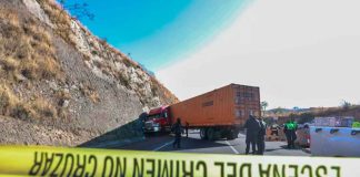 #VIDEO | Fatal choque de tráiler paraliza la autopista Chamapa-Lechería el chofer pierde la vida por impacto de bala