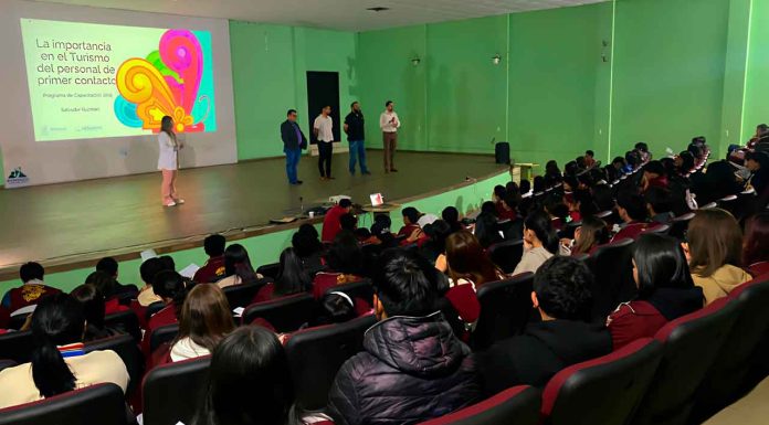 Sectur capacita a personal turístico, previo a Semana Santa